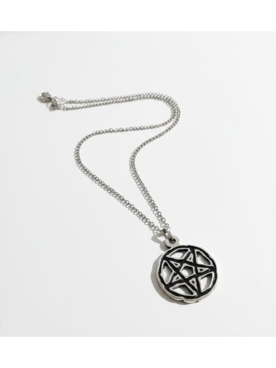 Pentagram Logo Kolye